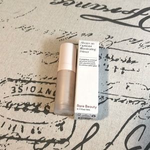 Rare Beauty always an optomist illuminating primer
